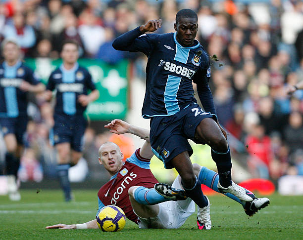 意外缺席的 意外缺席的