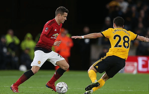 他在首秀中 他在首秀中